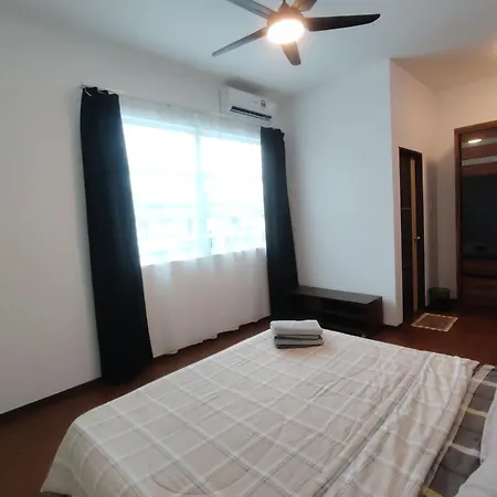 Jnj Miri Homestay - Miri Serene Shangrila, Luak With 4-Bedroom Exterior photo