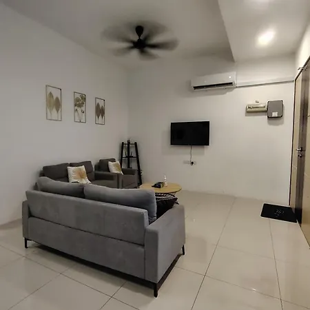 Jnj Miri Homestay - Miri Serene Shangrila, Luak With 4-Bedroom Exterior photo