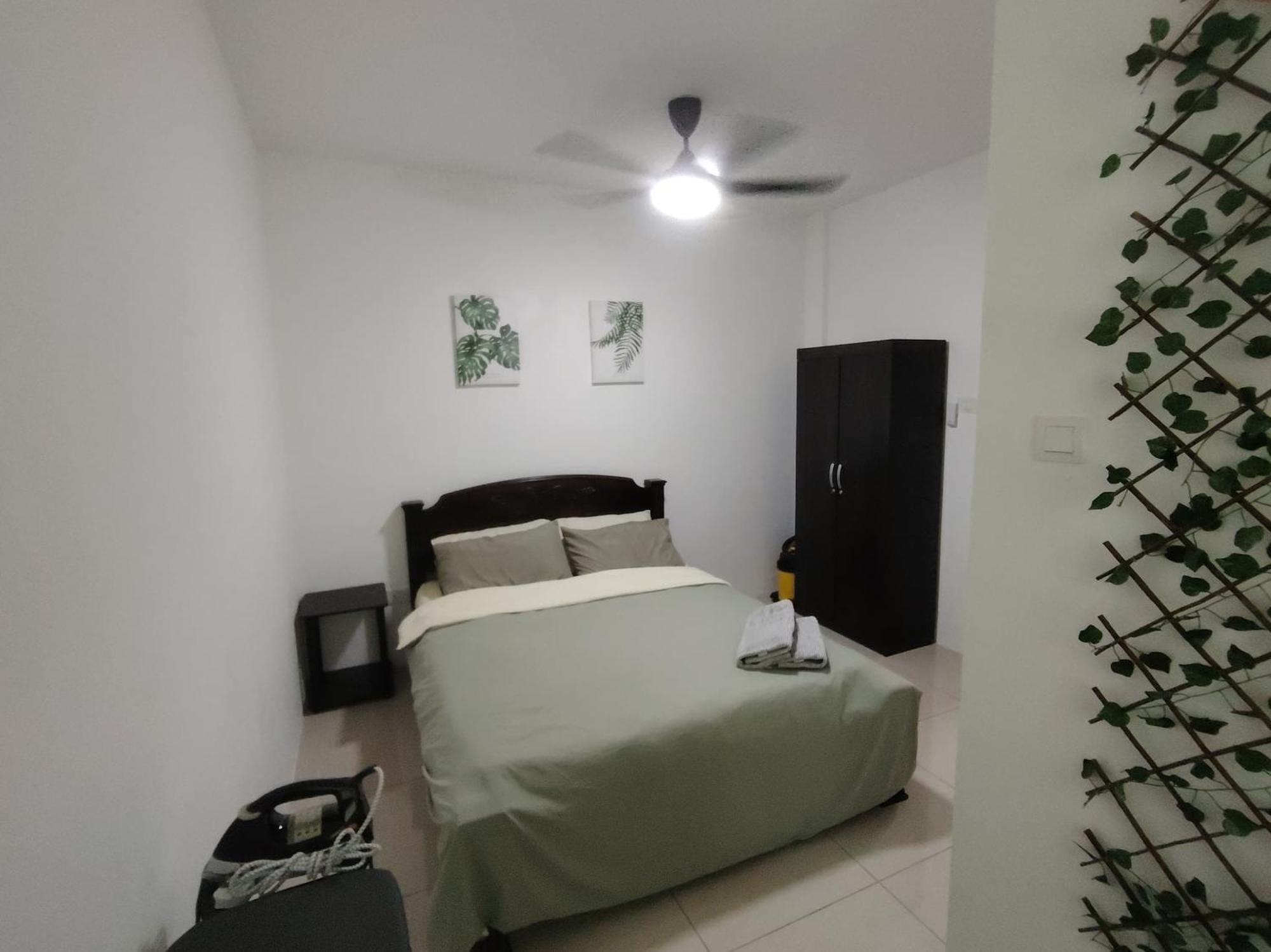 Jnj - Serene Shangrila, Luak With 4-bedroom Holiday home *
